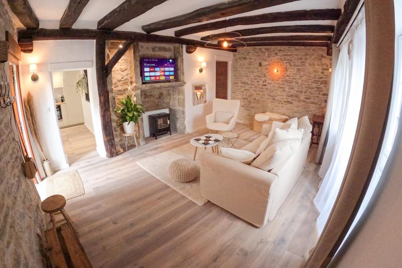 Le Petit Cocon De Chateau Chalon Bagian luar foto